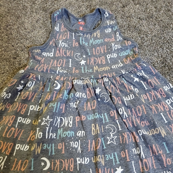 Dress - Picture 2 of 3